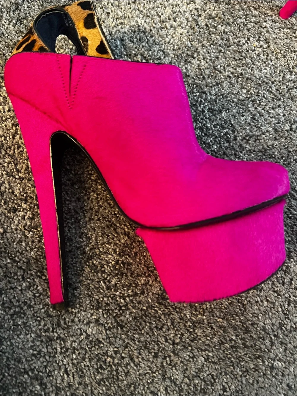 London Trash Fuchsia Platform Peep-Ankle Heels with Leopard Strap
